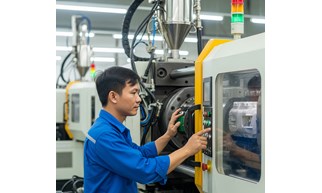 GIA CÔNG ÉP NHỰA